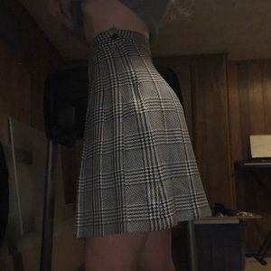 2/$30 gingham pleaded skirt